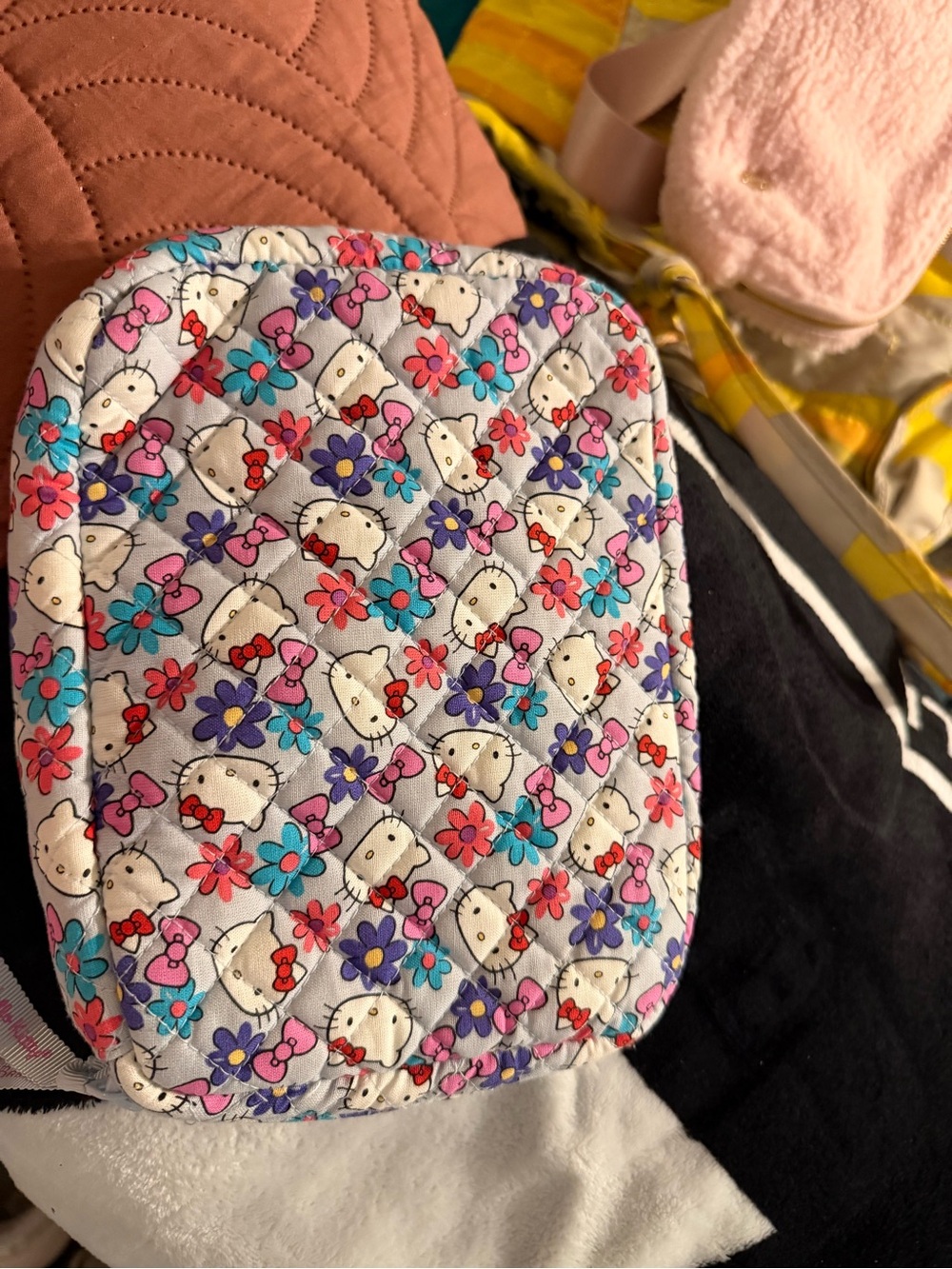 Vera Bradley x Hello Kitty Purple Floral Tech Pouch - Picture 5 of 5
